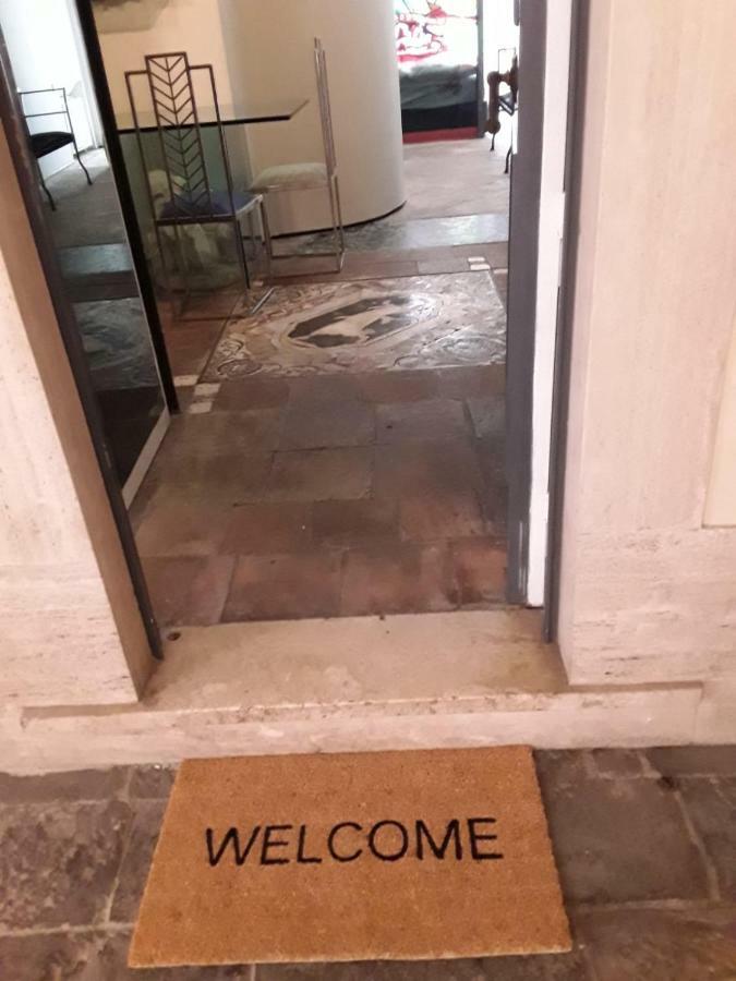 Vecchia House